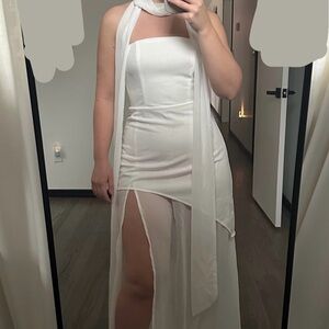 Chic Strapless White Dress with Sheer Overlay